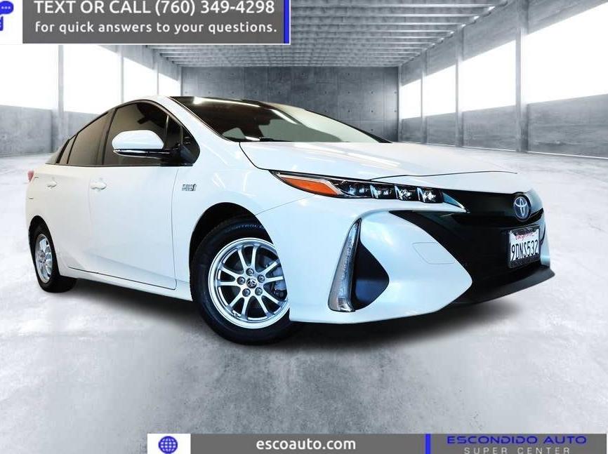 TOYOTA PRIUS PRIME 2017 JTDKARFP8H3065770 image